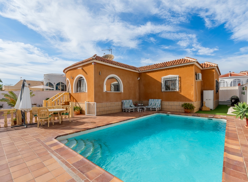 Resale - Villa -
Ciudad Quesada - Rojales