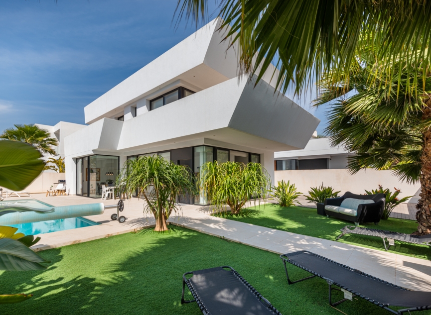Resale - Villa -
Ciudad Quesada - Rojales