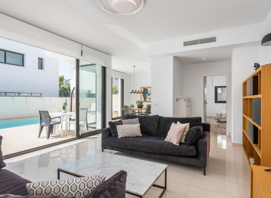 Resale - Villa -
Ciudad Quesada - Rojales
