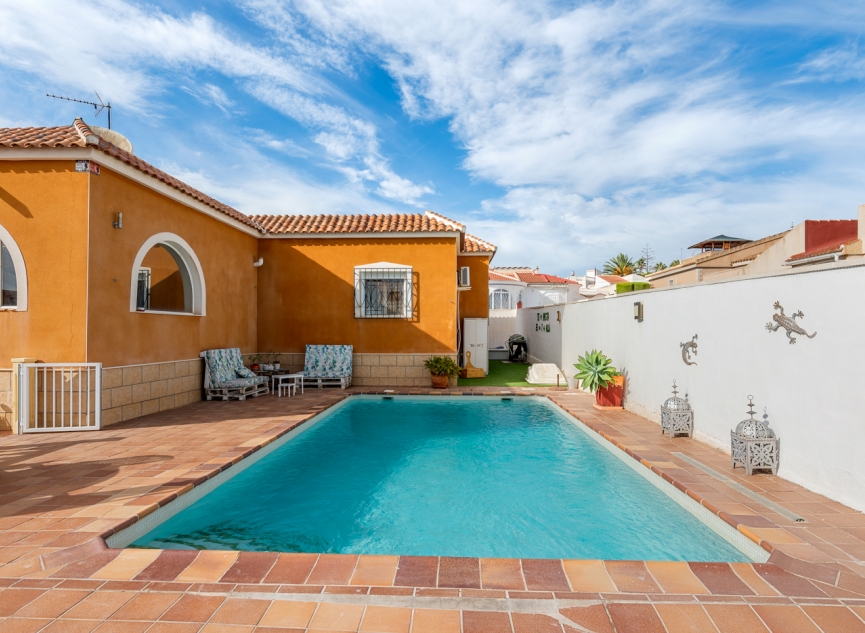 Resale - Villa -
Ciudad Quesada - Rojales