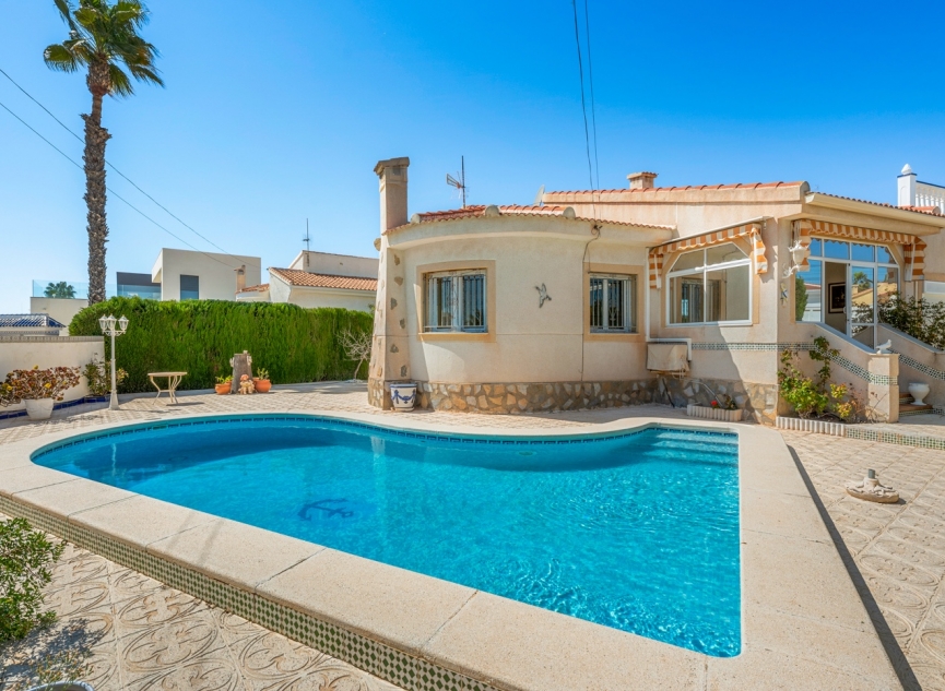 Resale - Villa -
Ciudad Quesada - Rojales