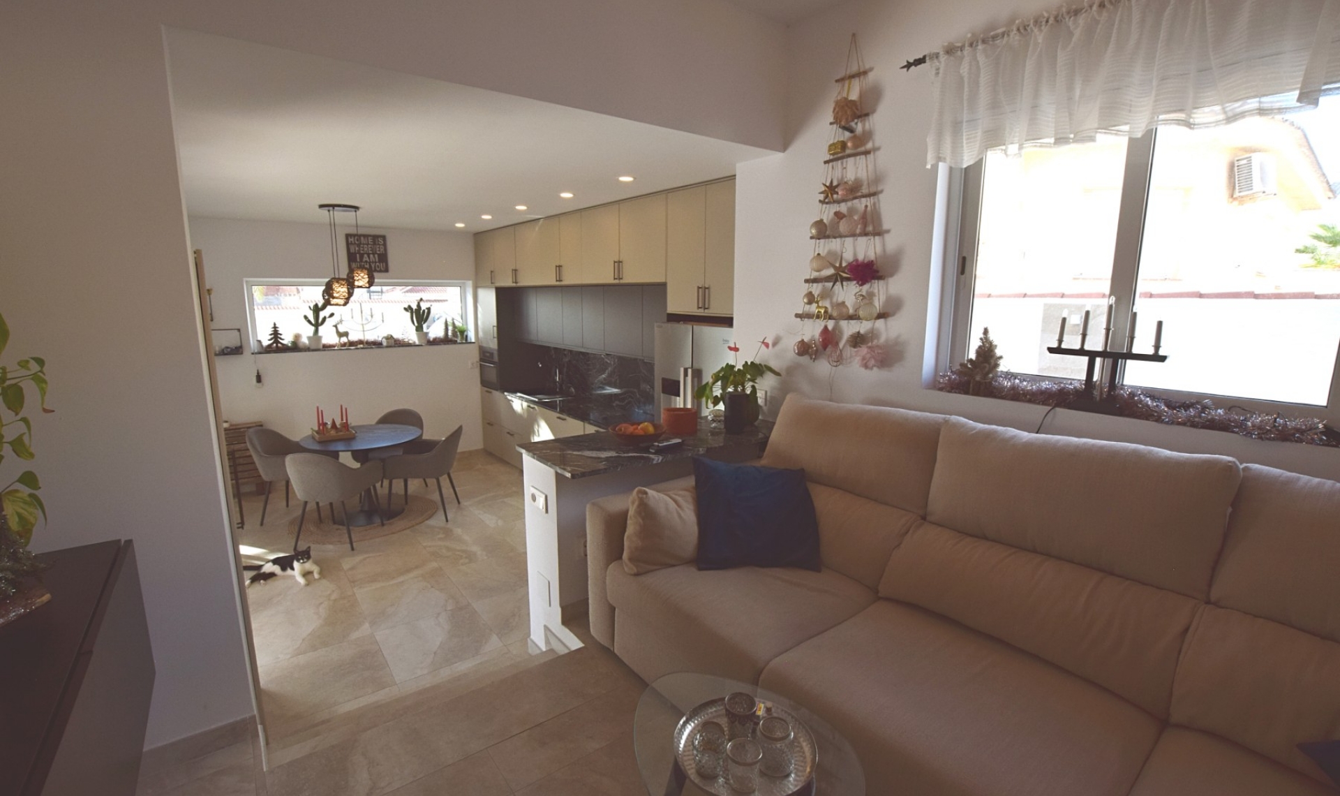 Resale - Villa -
Ciudad Quesada