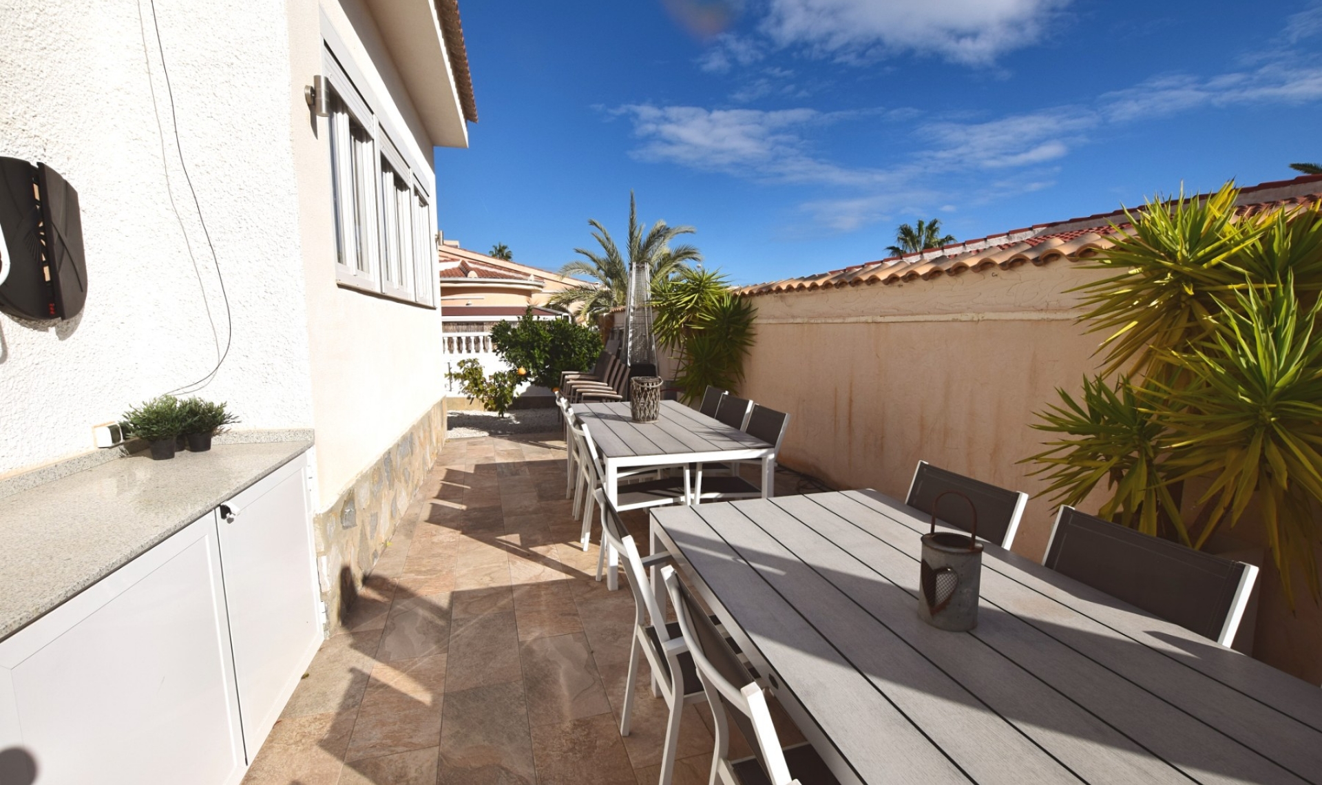 Resale - Villa -
Ciudad Quesada