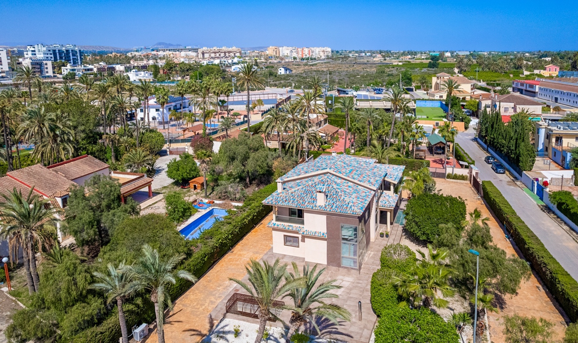 Resale - Villa -
Elche/Elx