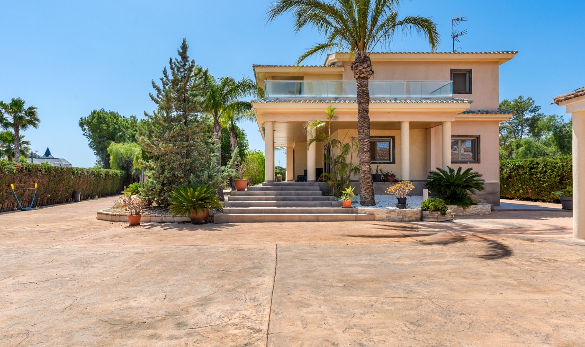 Resale - Villa -
Elche/Elx