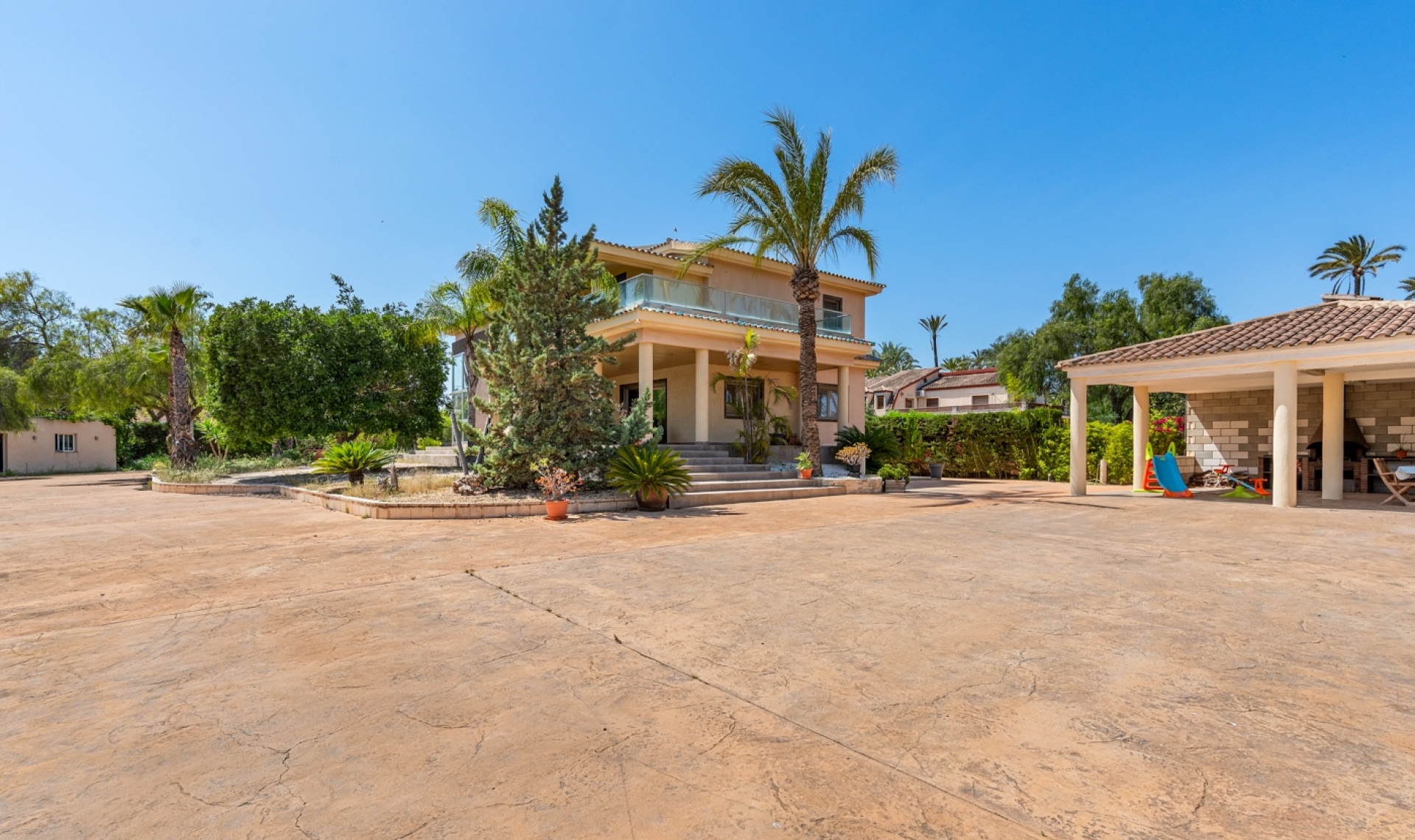 Resale - Villa -
Elche/Elx