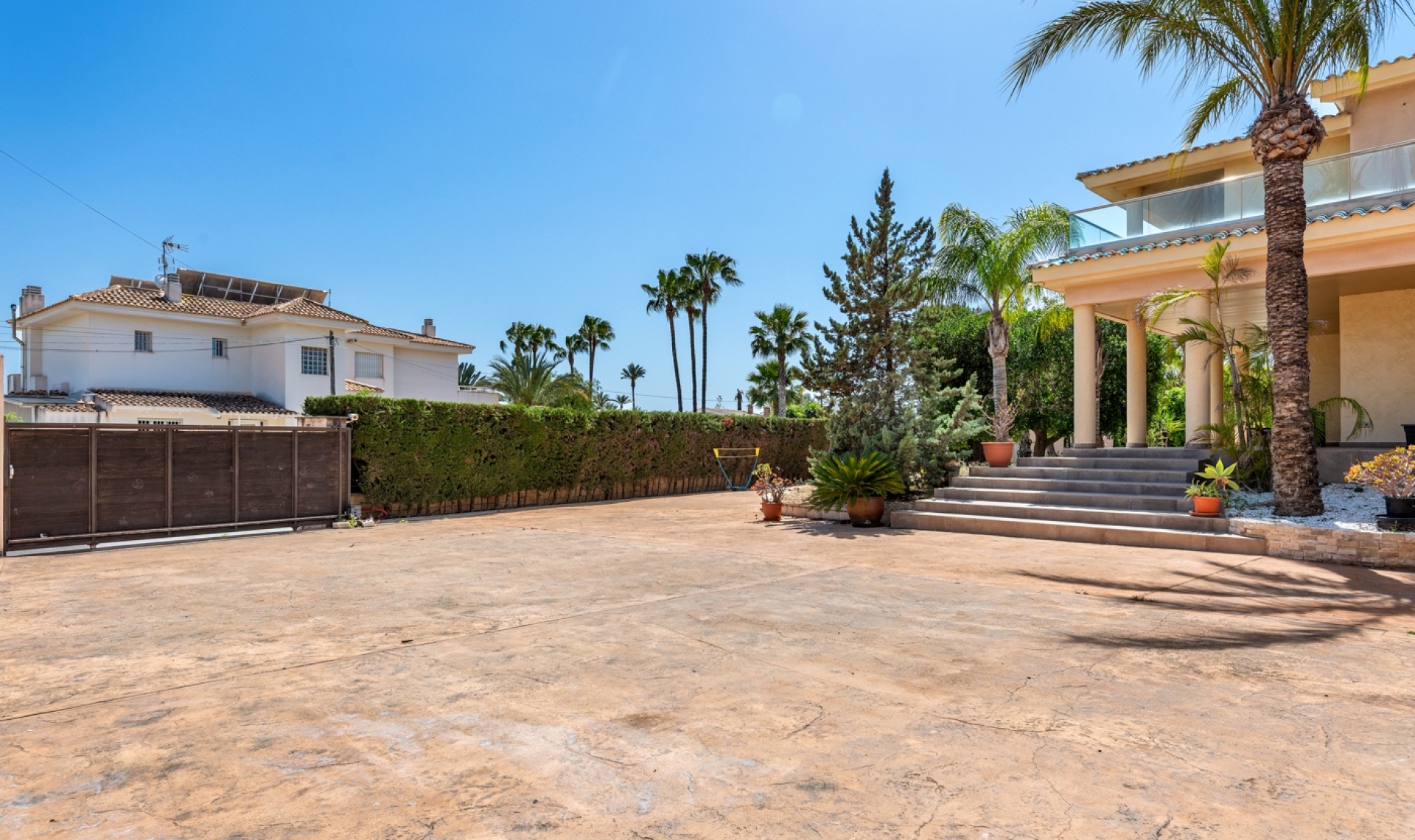 Resale - Villa -
Elche/Elx