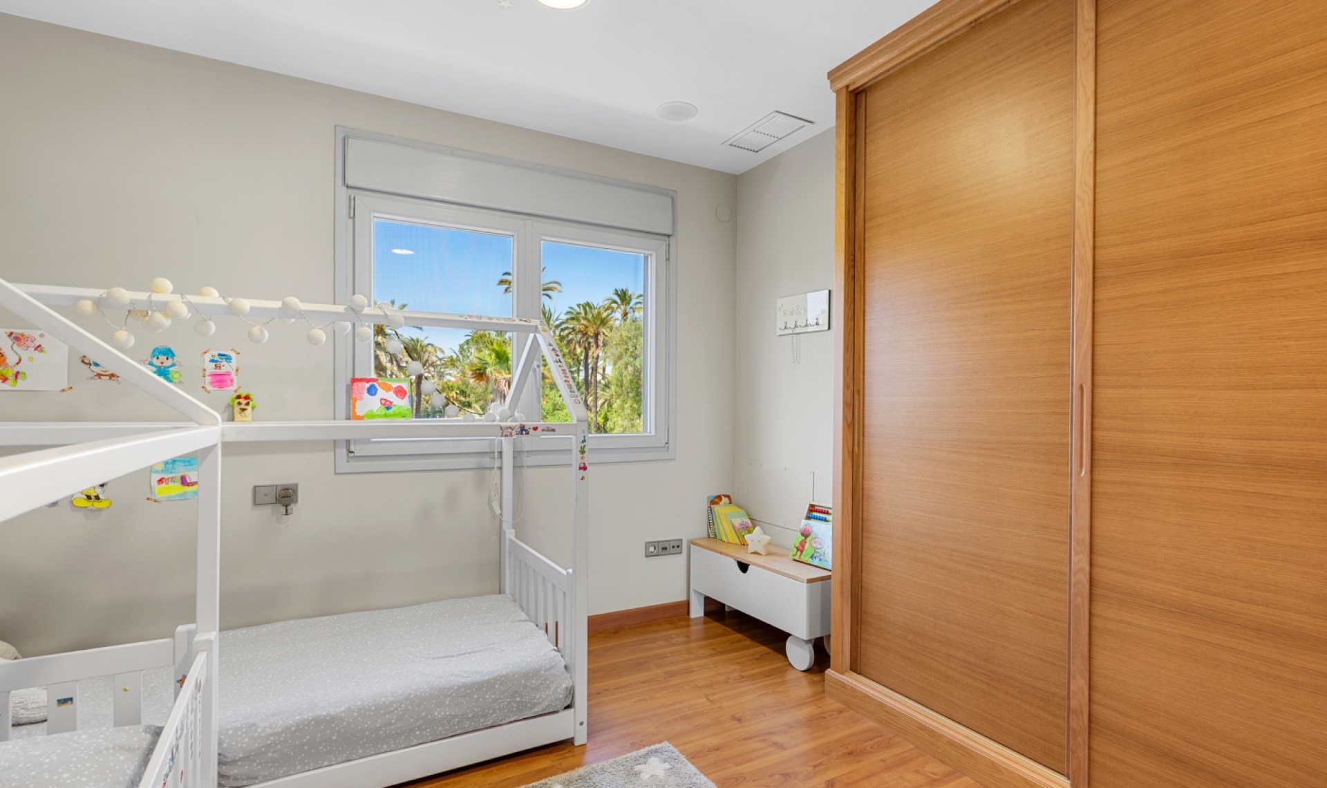 Resale - Villa -
Elche/Elx