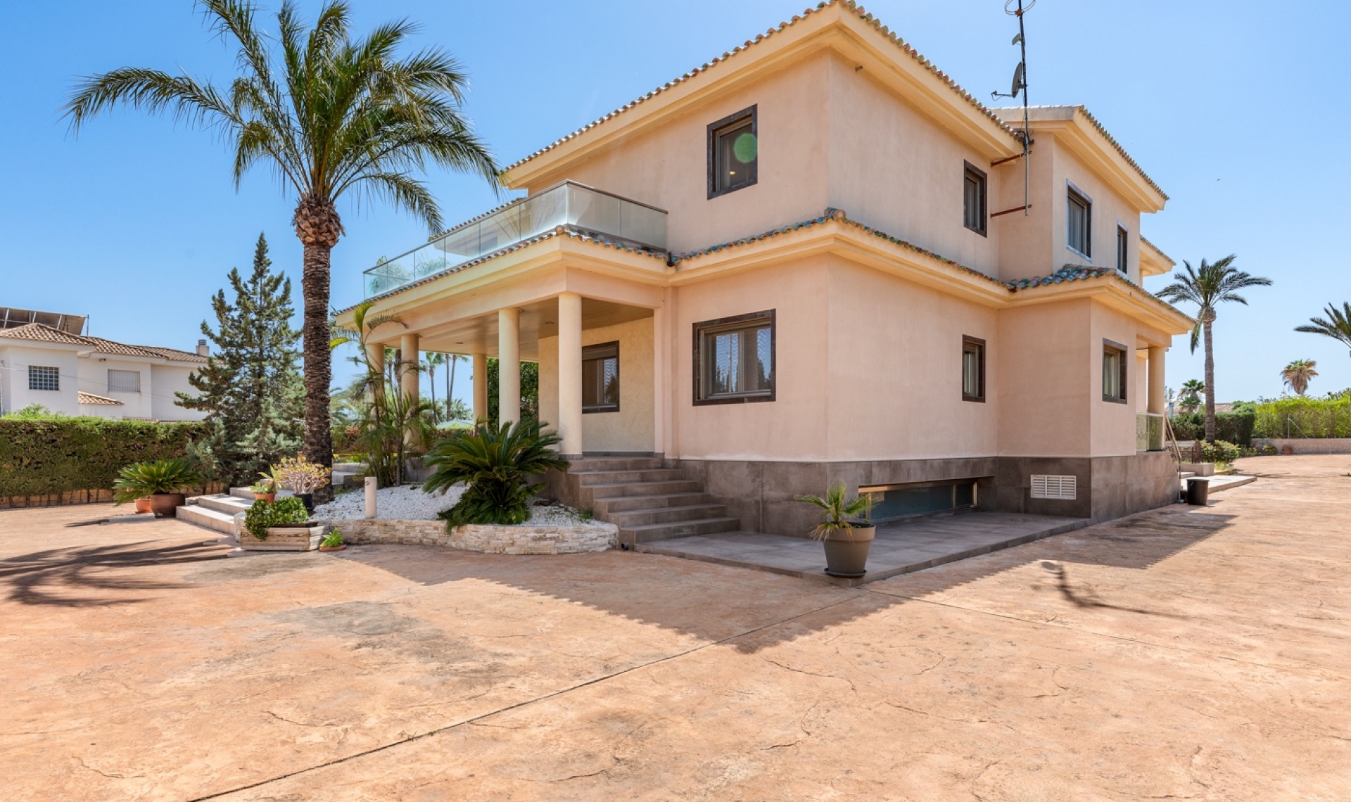 Resale - Villa -
Elche/Elx