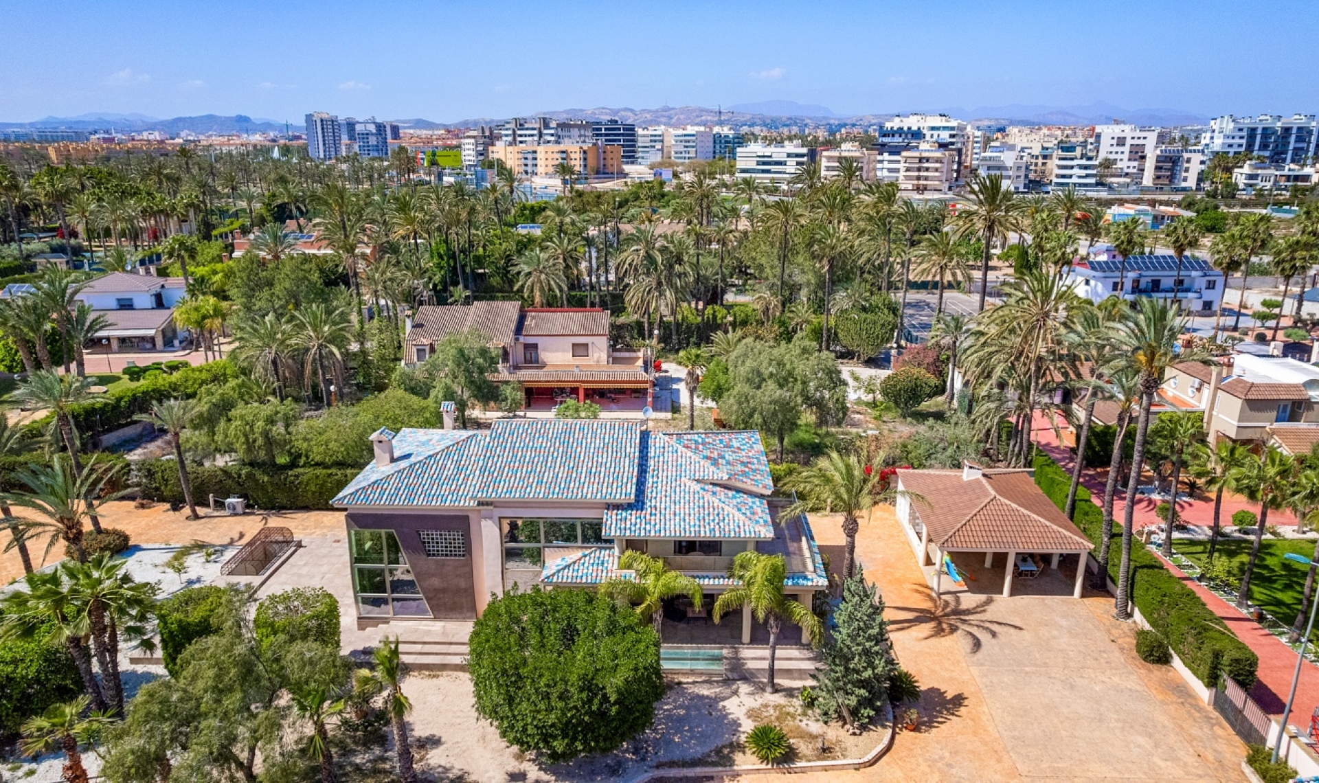 Resale - Villa -
Elche/Elx