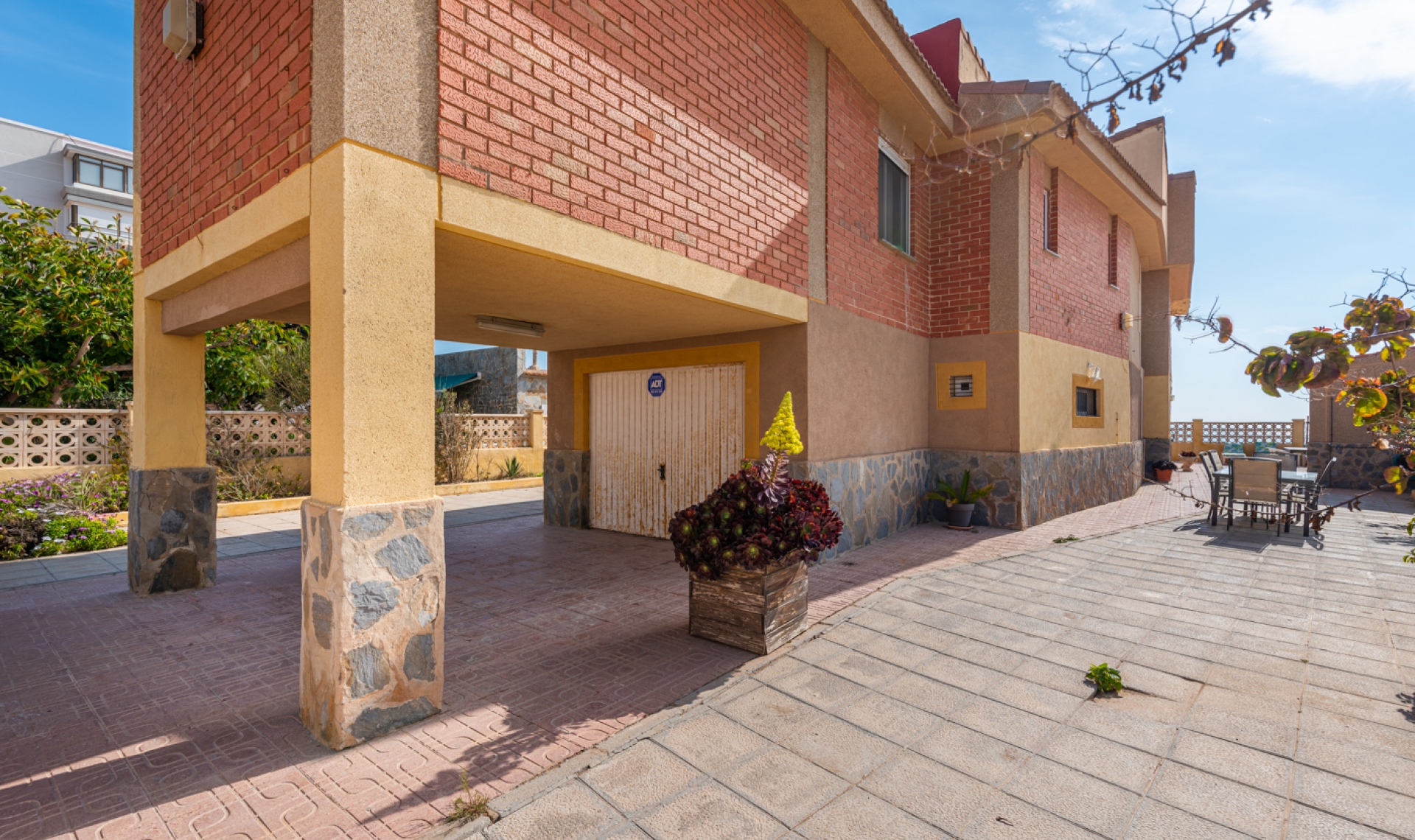Resale - Villa -
Guardamar del Segura