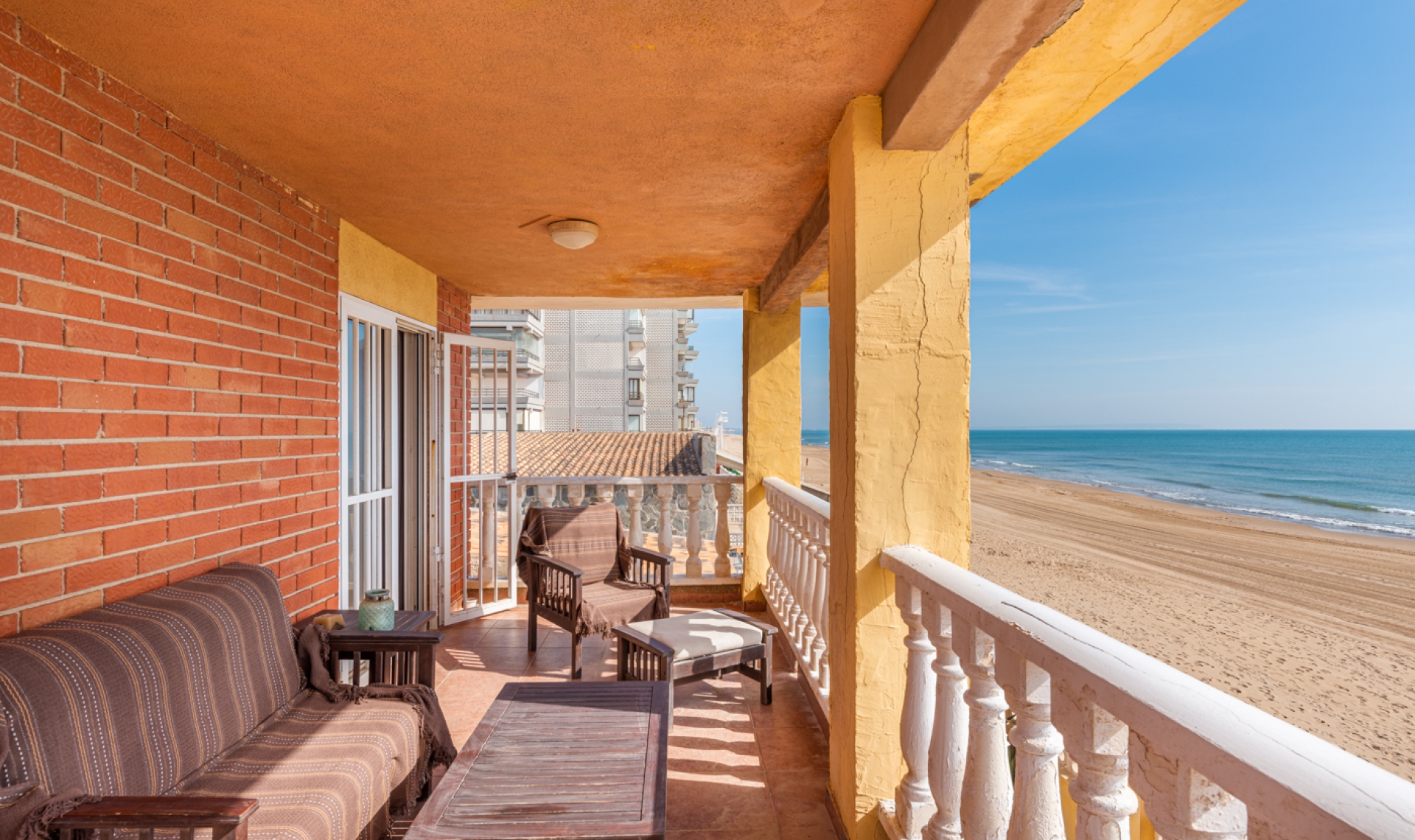 Resale - Villa -
Guardamar del Segura