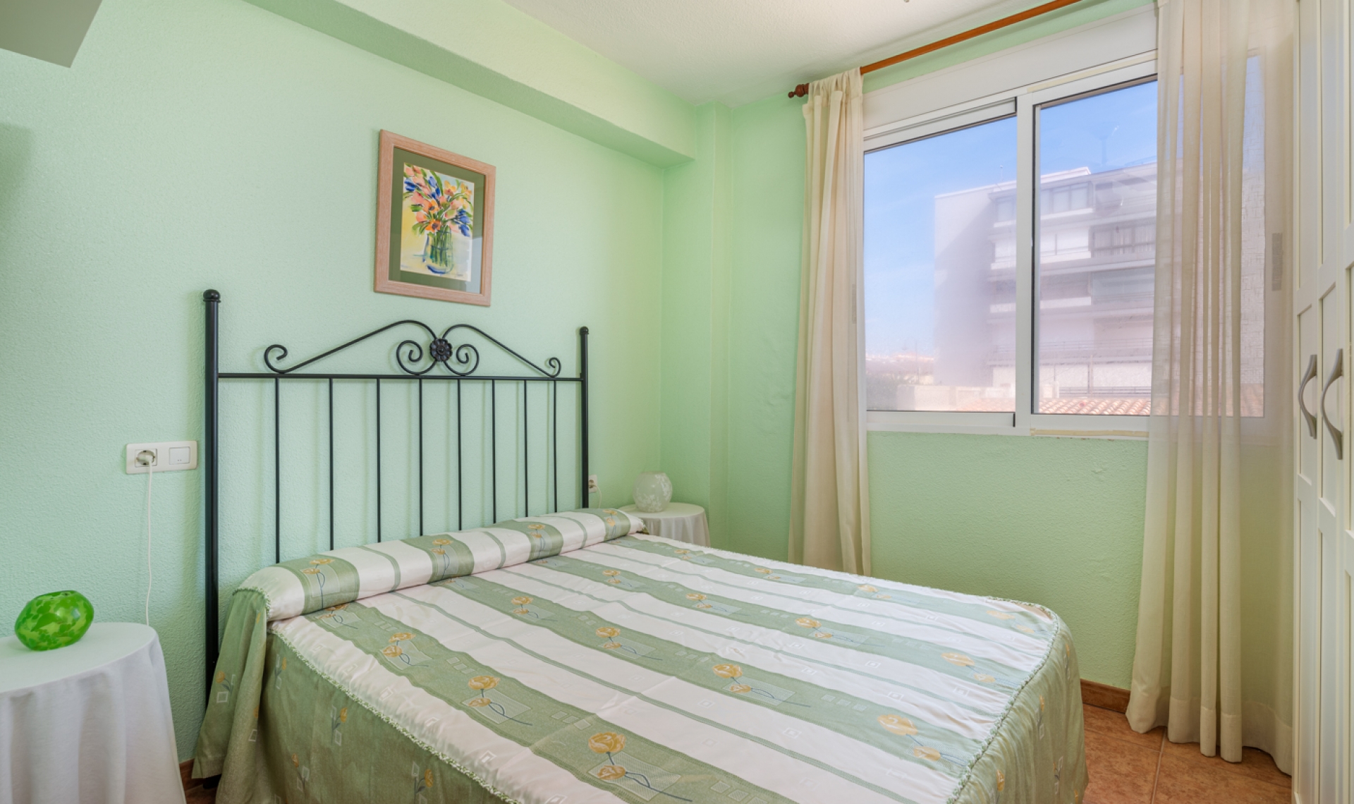 Resale - Villa -
Guardamar del Segura
