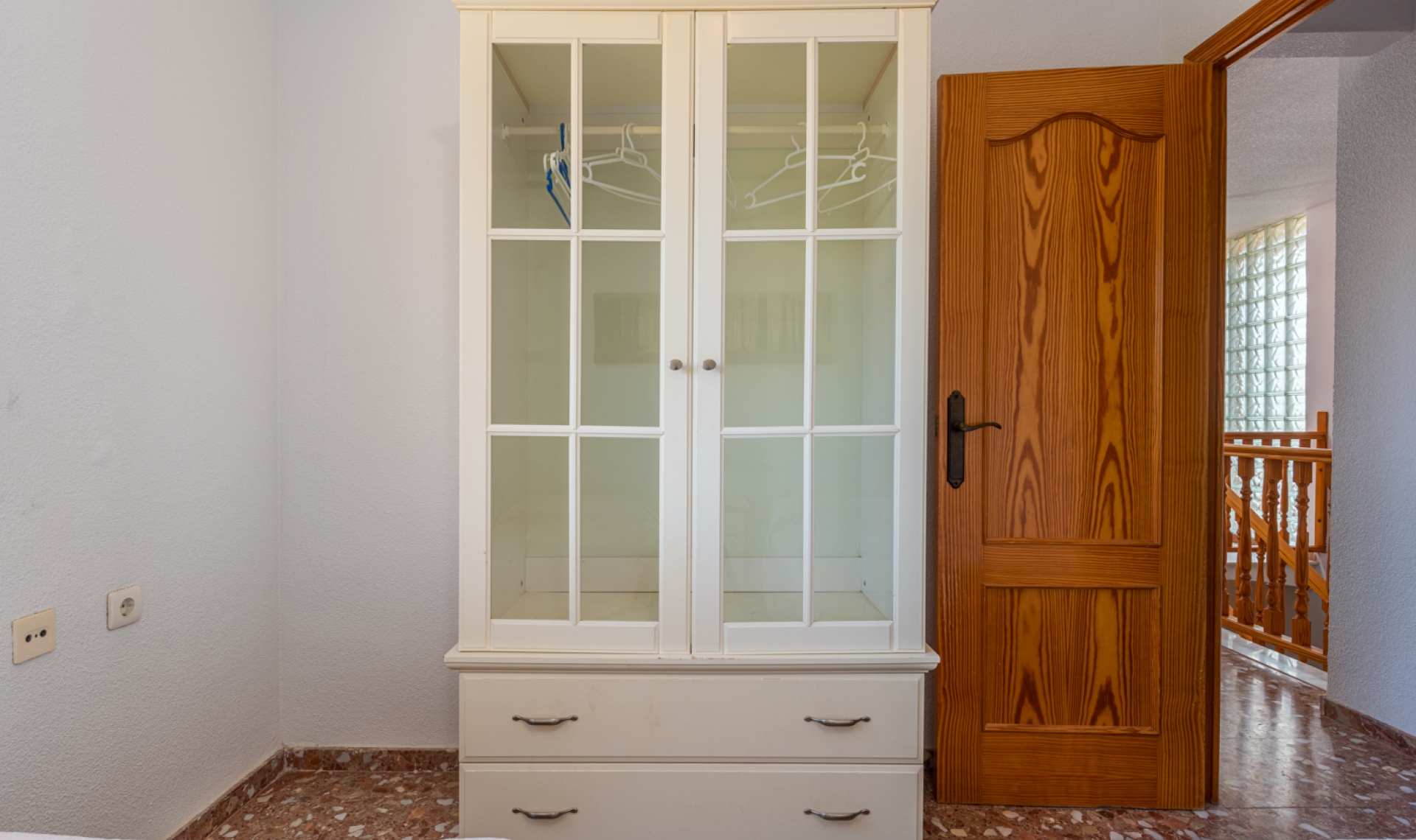 Resale - Villa -
Guardamar del Segura