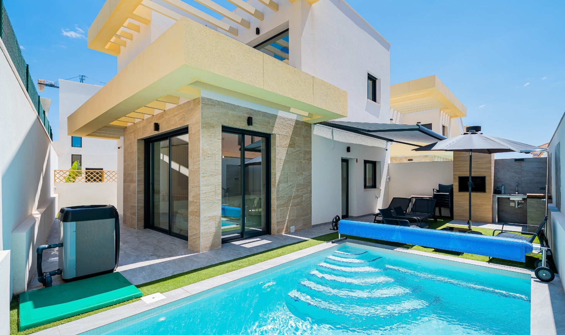 Resale - Villa -
Los Montesinos