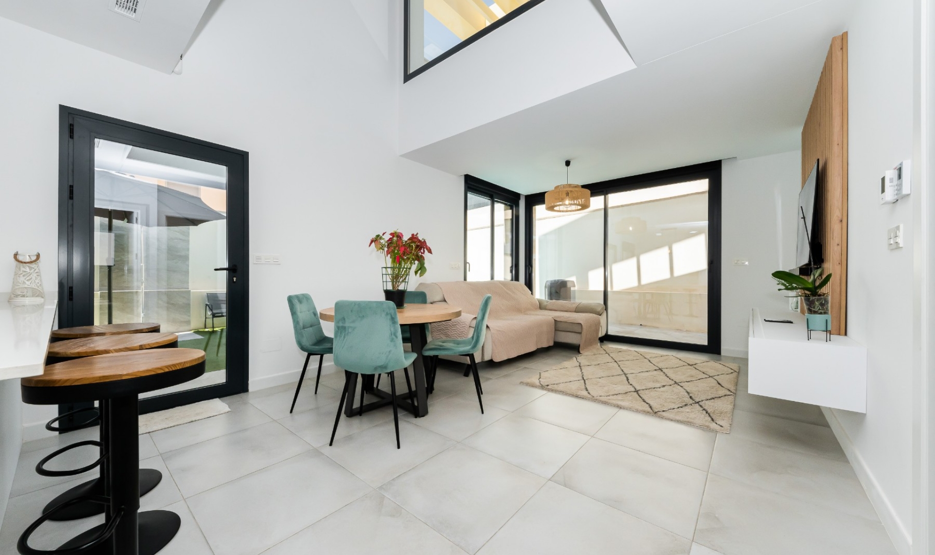 Resale - Villa -
Los Montesinos