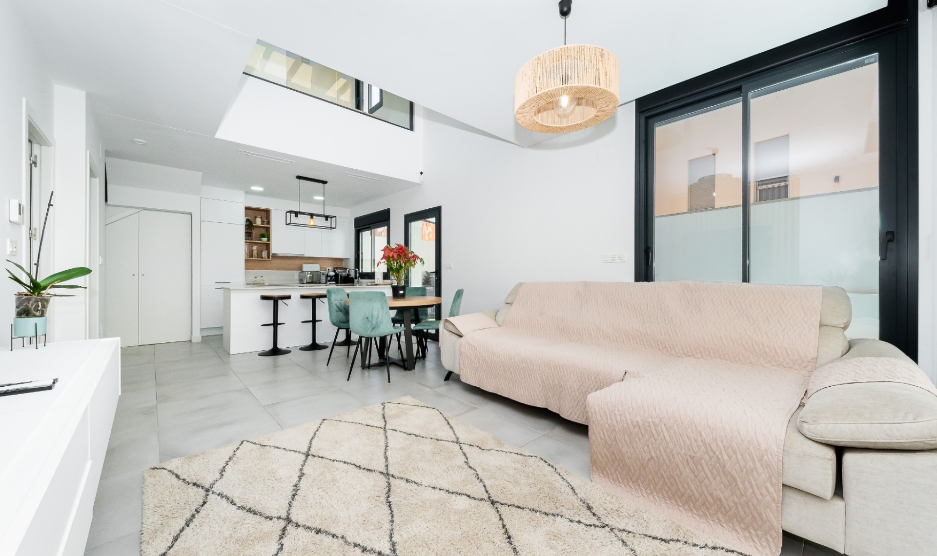 Resale - Villa -
Los Montesinos