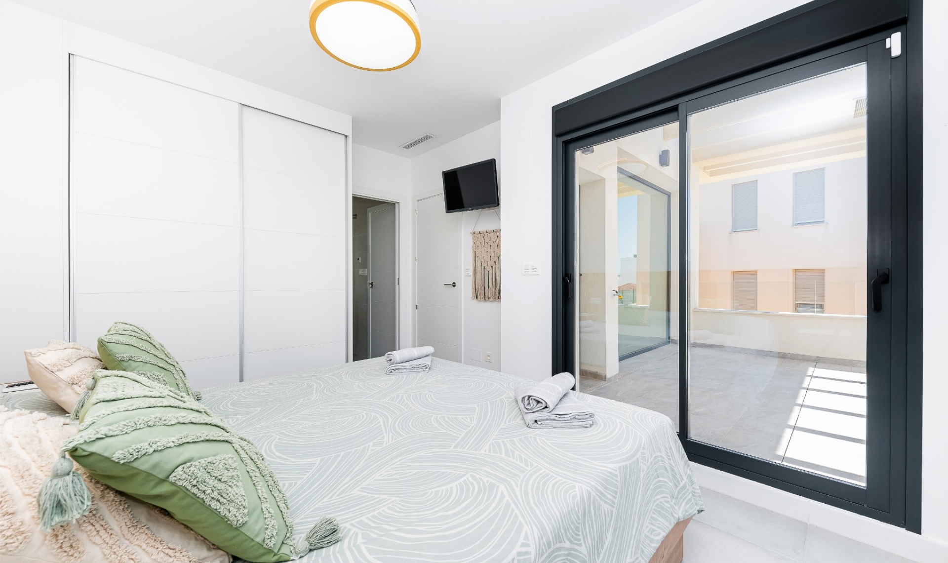 Resale - Villa -
Los Montesinos