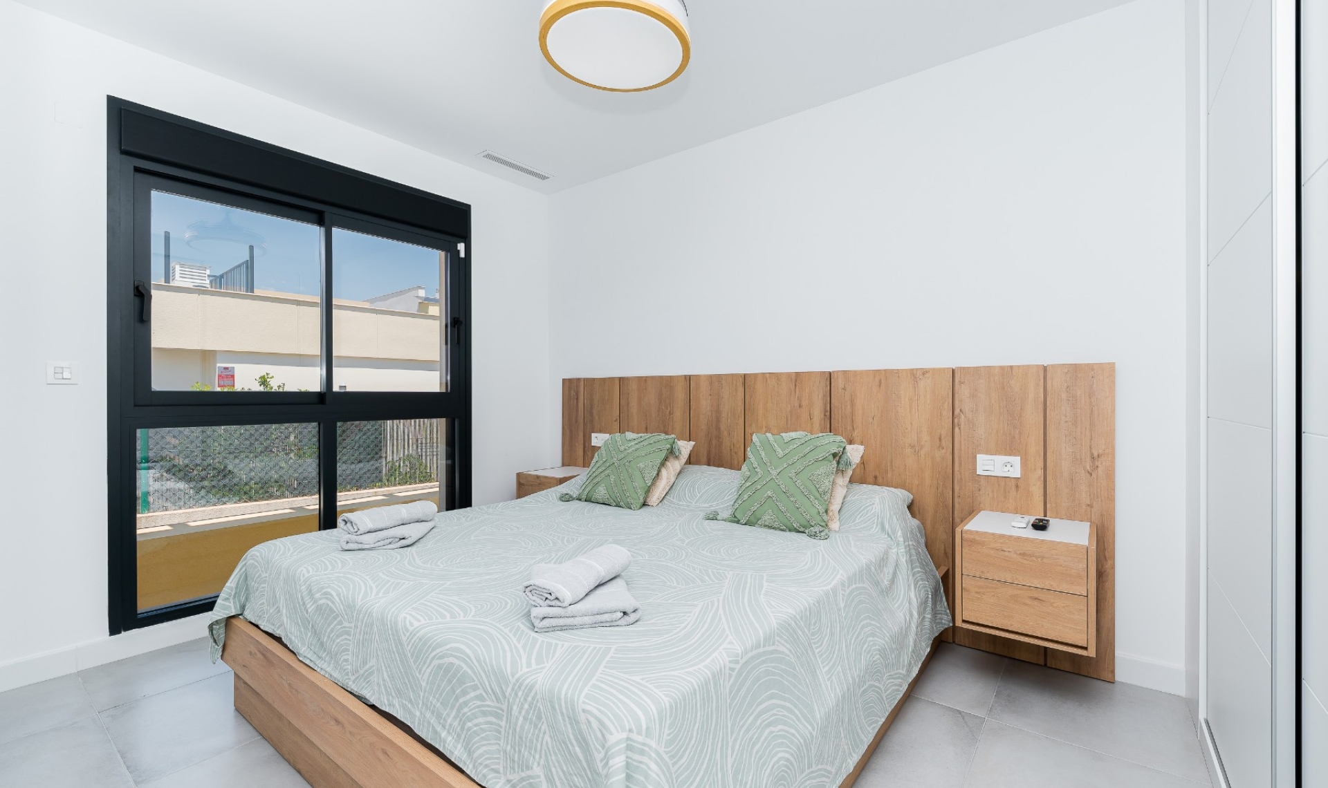 Resale - Villa -
Los Montesinos