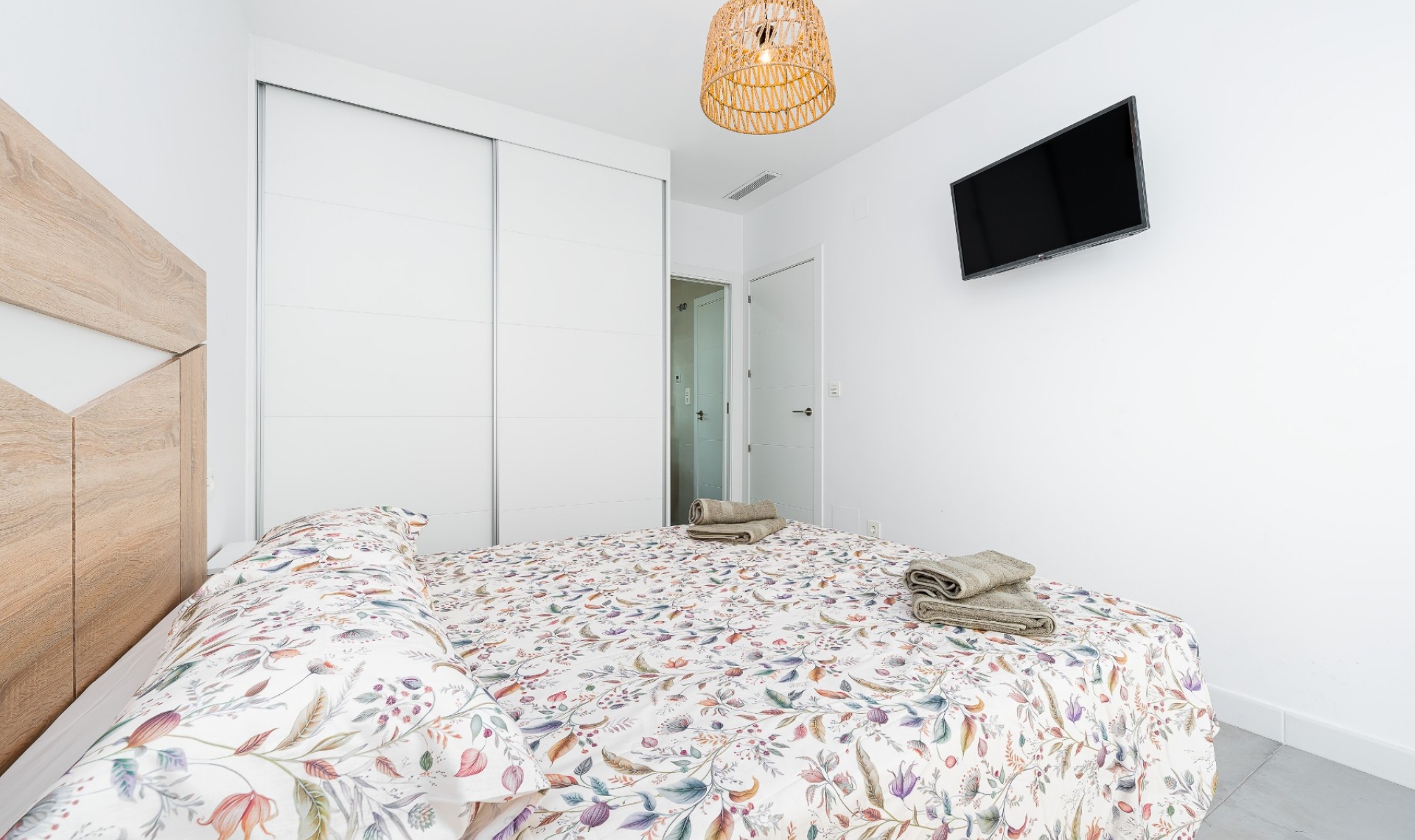 Resale - Villa -
Los Montesinos