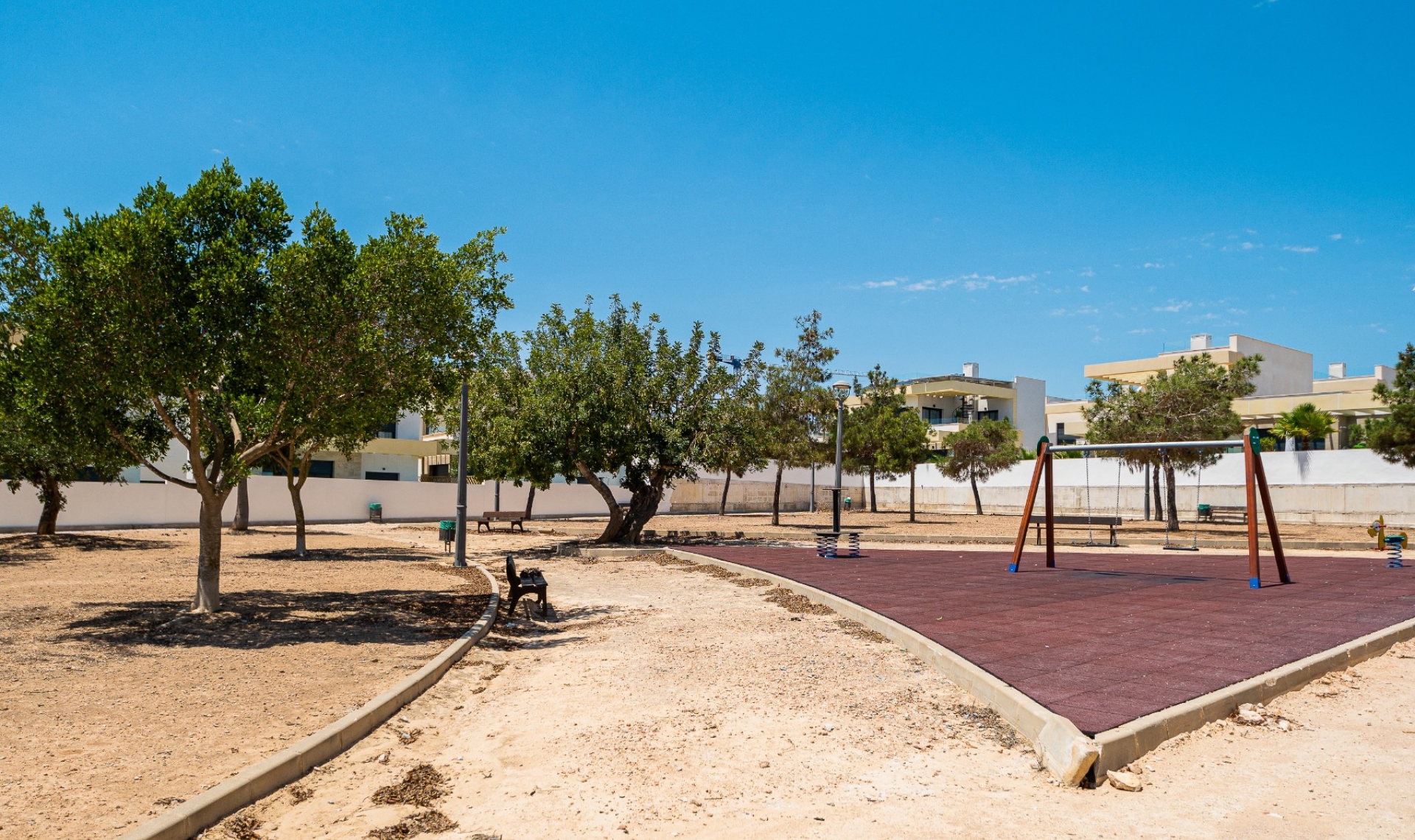 Resale - Villa -
Los Montesinos