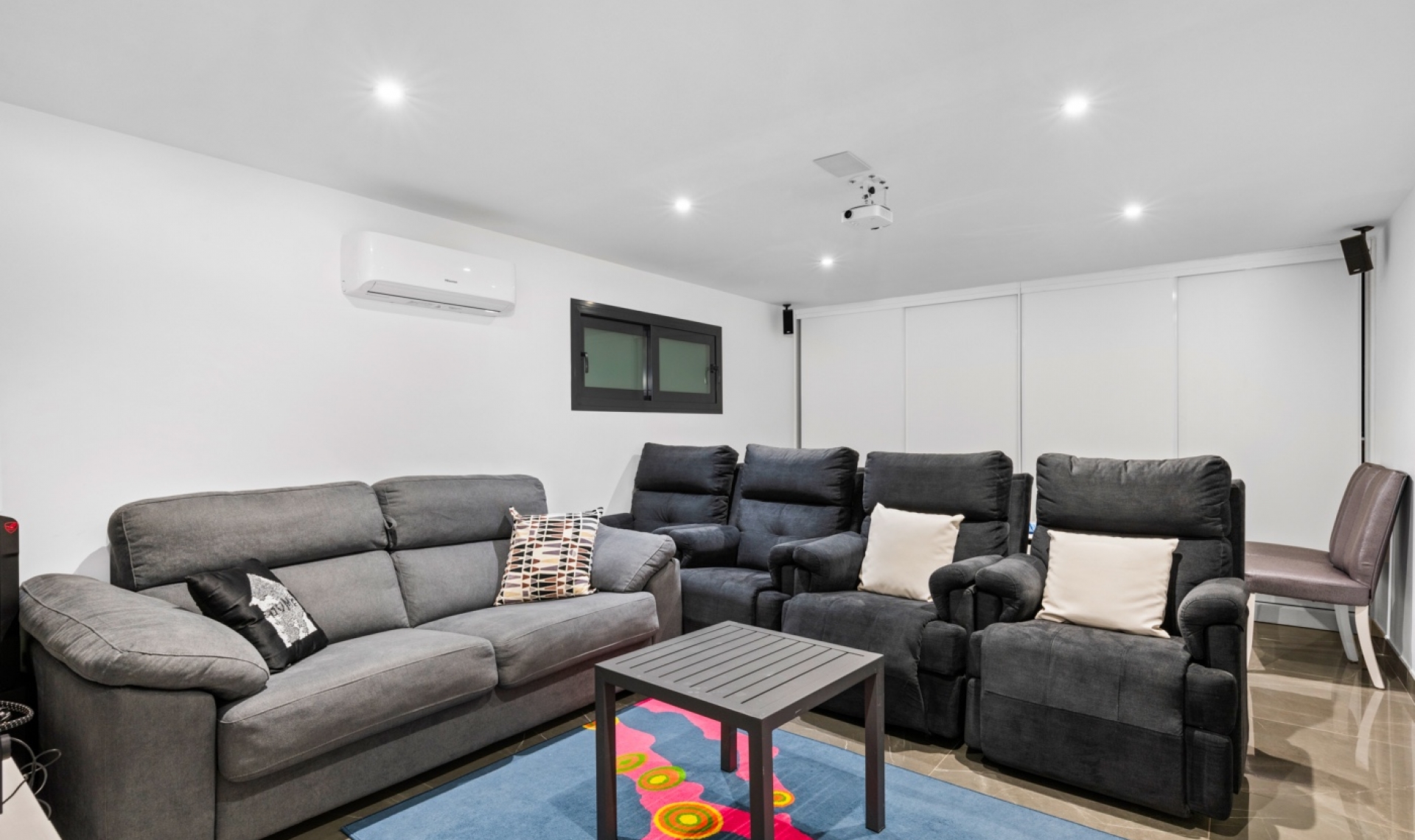 Resale - Villa -
San Juan Alicante - Frank Espinós