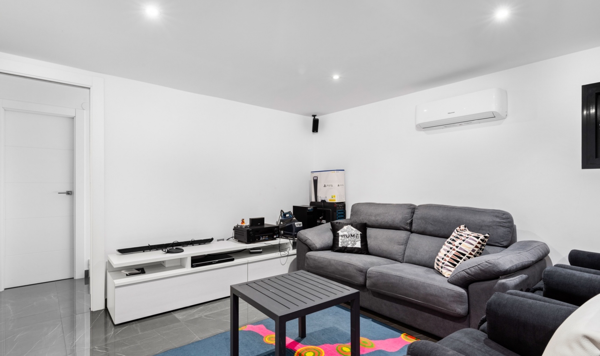 Resale - Villa -
San Juan Alicante - Frank Espinós