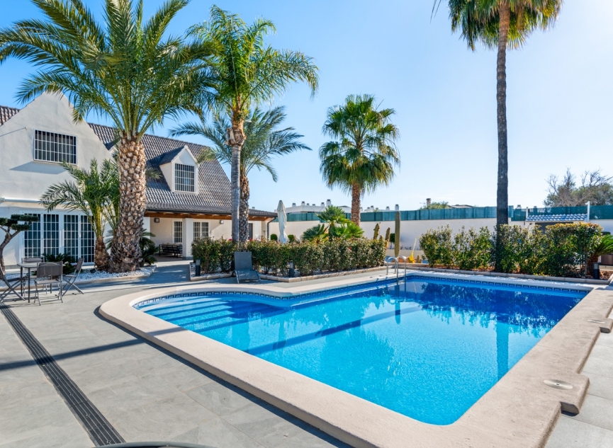 Resale - Villa -
San Juan Alicante - Frank Espinós