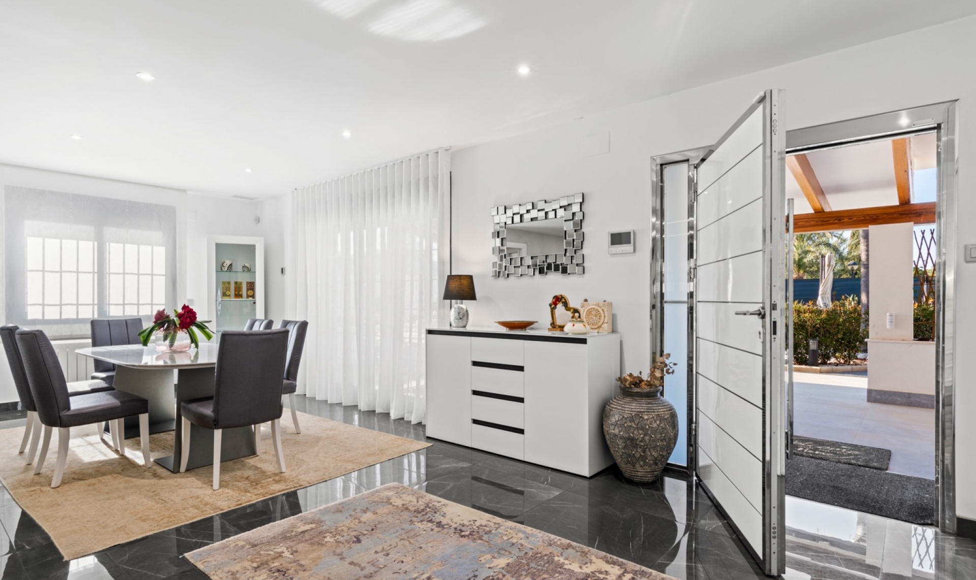 Resale - Villa -
San Juan Alicante - Frank Espinós