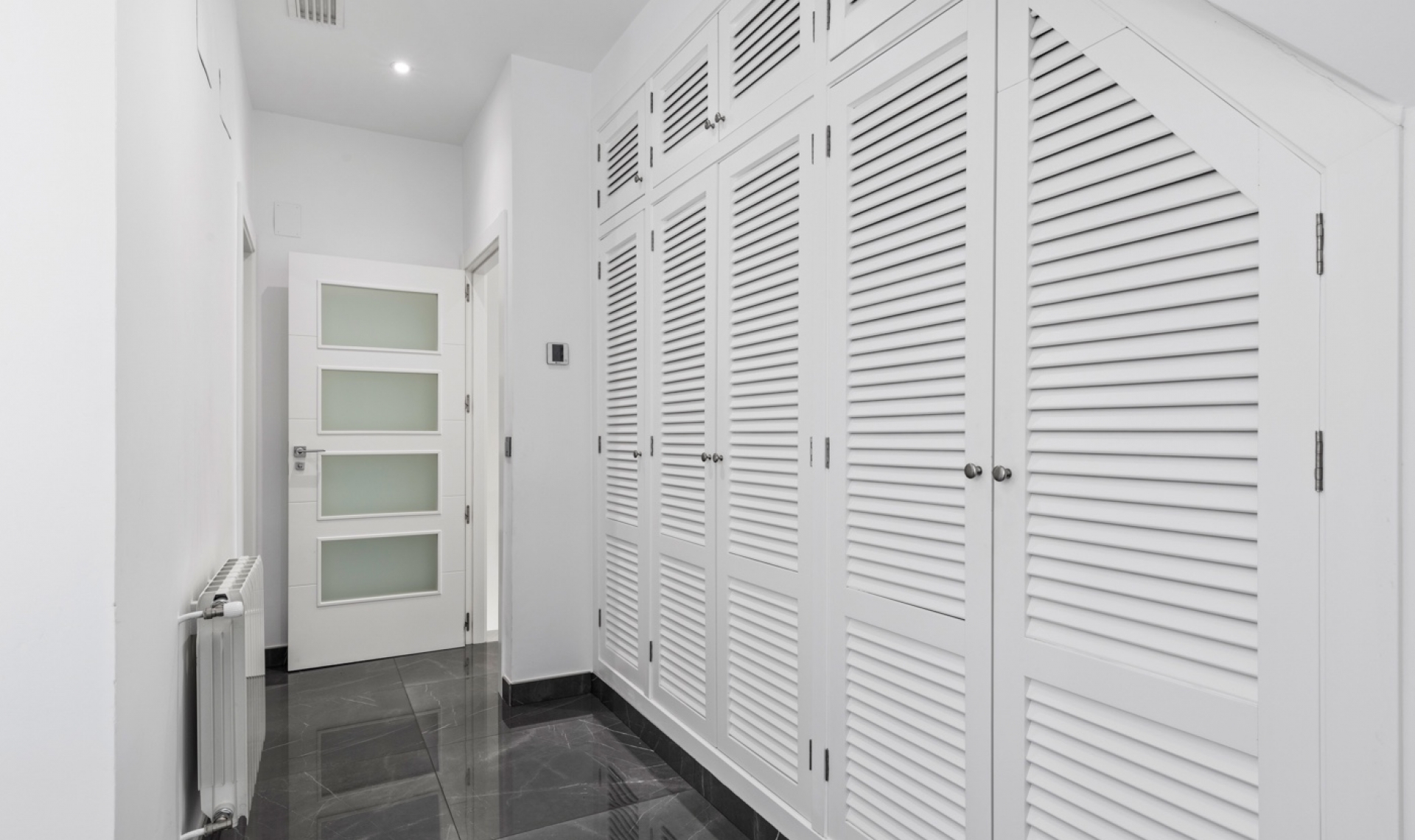 Resale - Villa -
San Juan Alicante - Frank Espinós