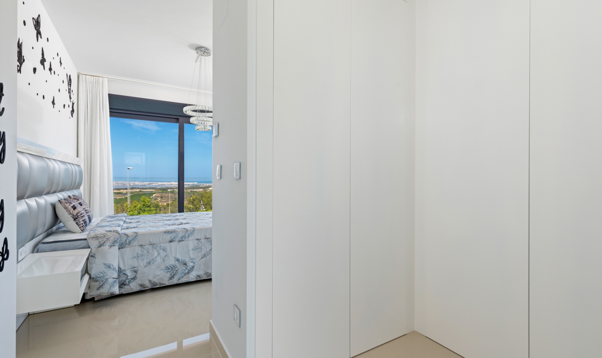 Resale - Villa -
San Miguel - San Miguel Salinas