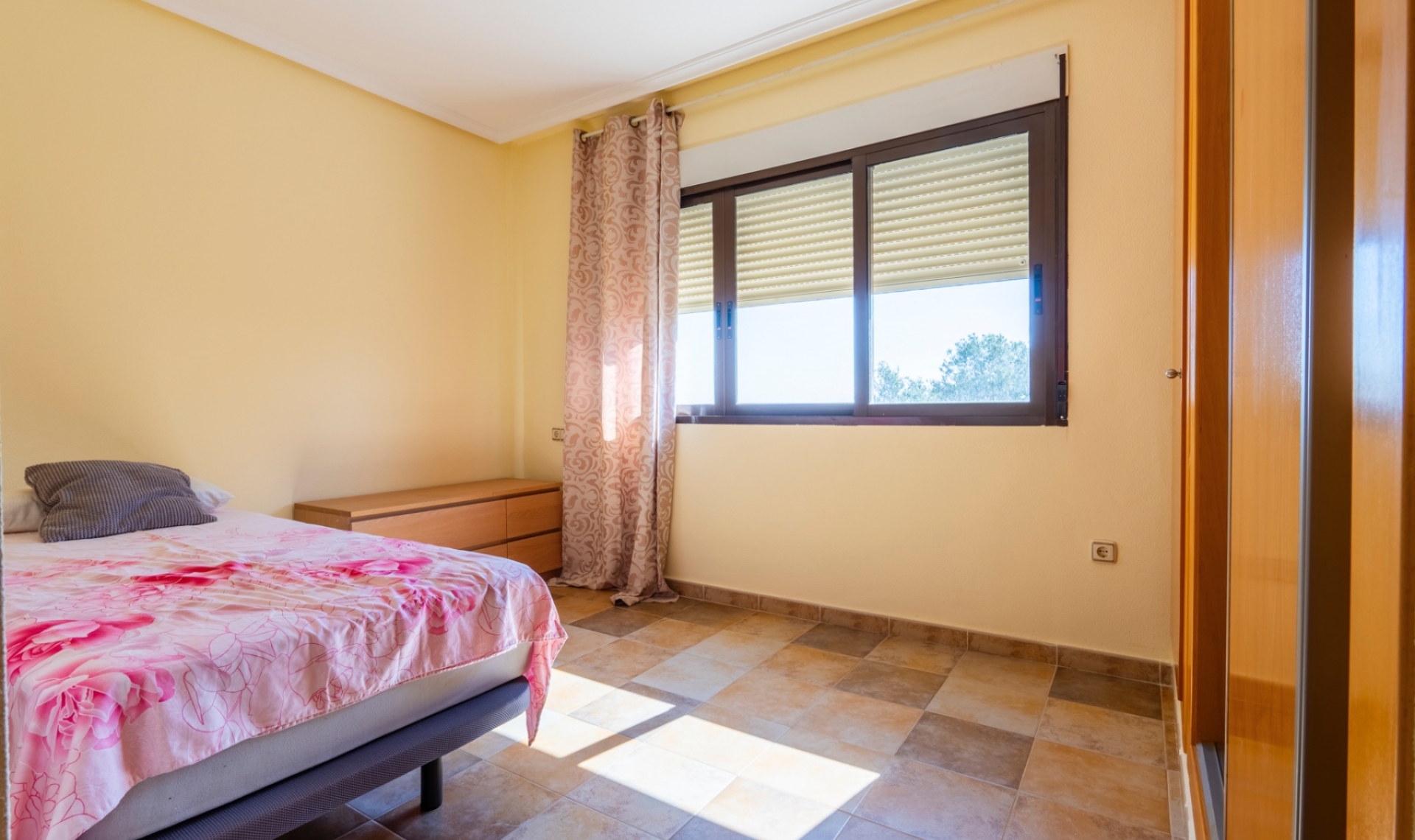 Resale - Villa -
Villamartín