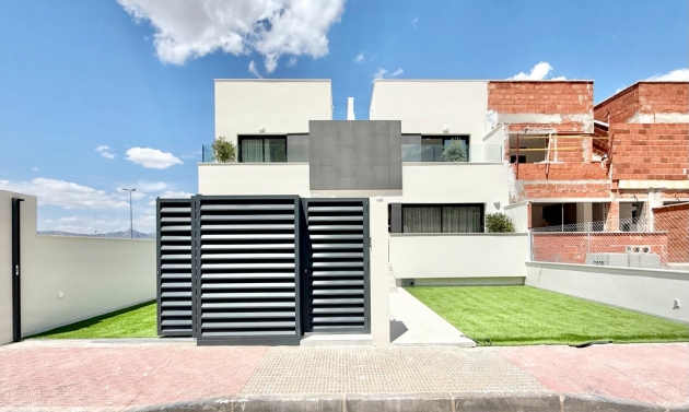 Town House - New Build - Cox - San Fernando