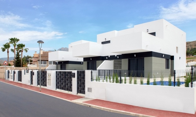 Vila - Novostavba - Busot, zona Bonalba Golf (Alicante) - Spain