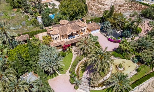 Villa - Resale - Elche/Elx -
                Elche/Elx