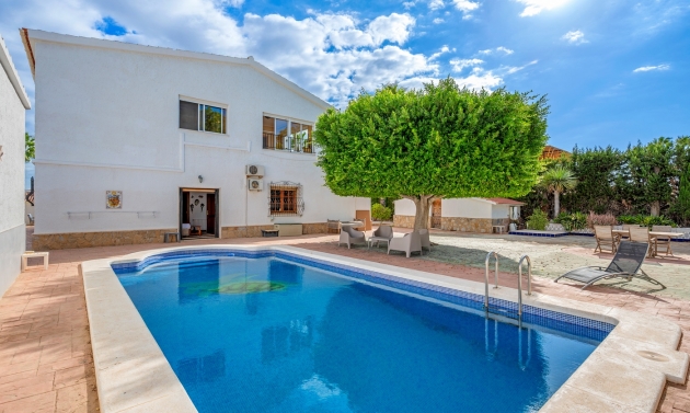 Villa - Resale - Elche/Elx -
                Elche/Elx