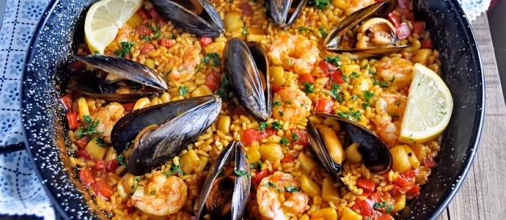Cook a real Spanish paella!